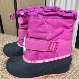 Cat & Jack Thermolite Ecomade Winter Kids Youth Size 3 Boots Pink Black NWT